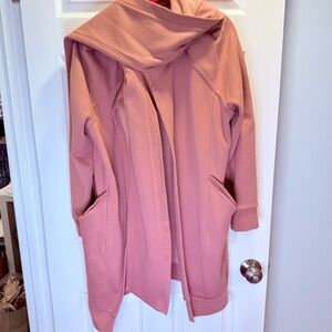 Fabletics Desert 🏜️ Pink Hooded Coat with Pockets and attached scarf